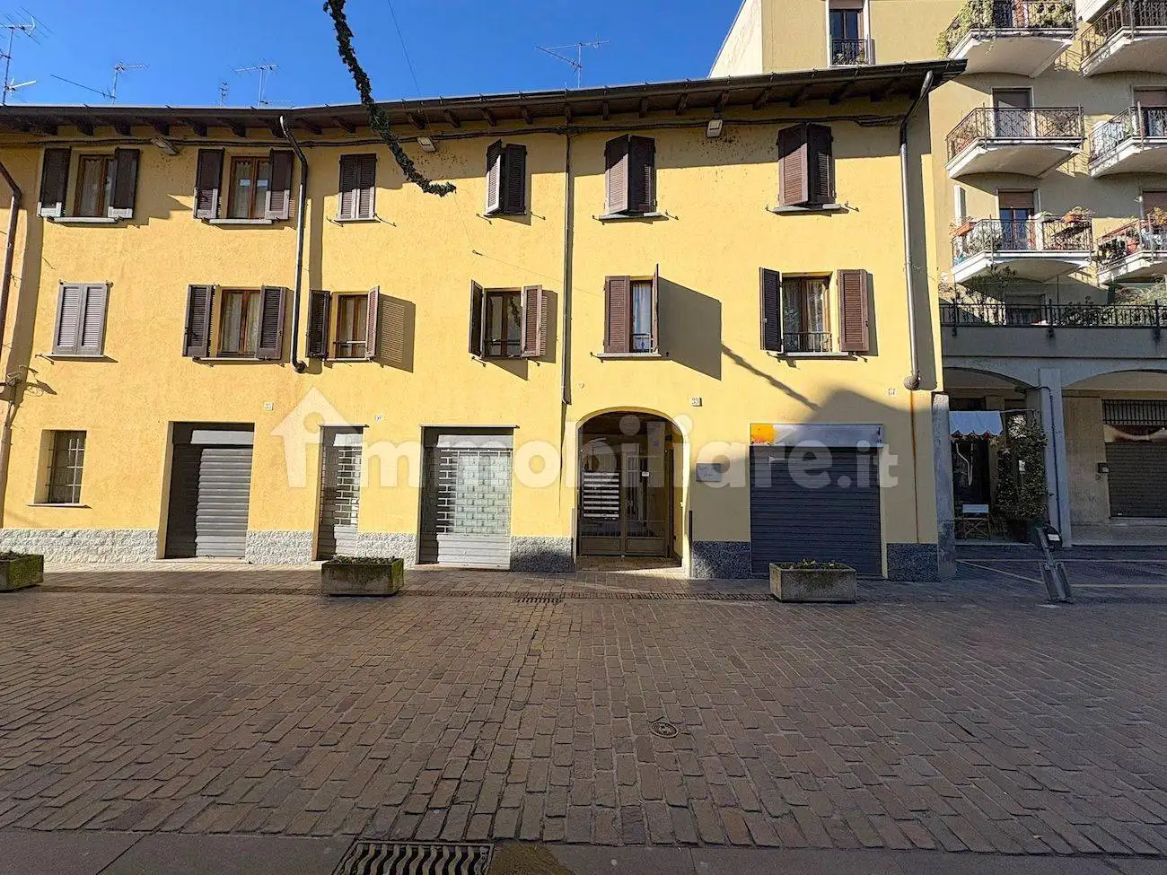 Appartamento in vendita a Villasanta