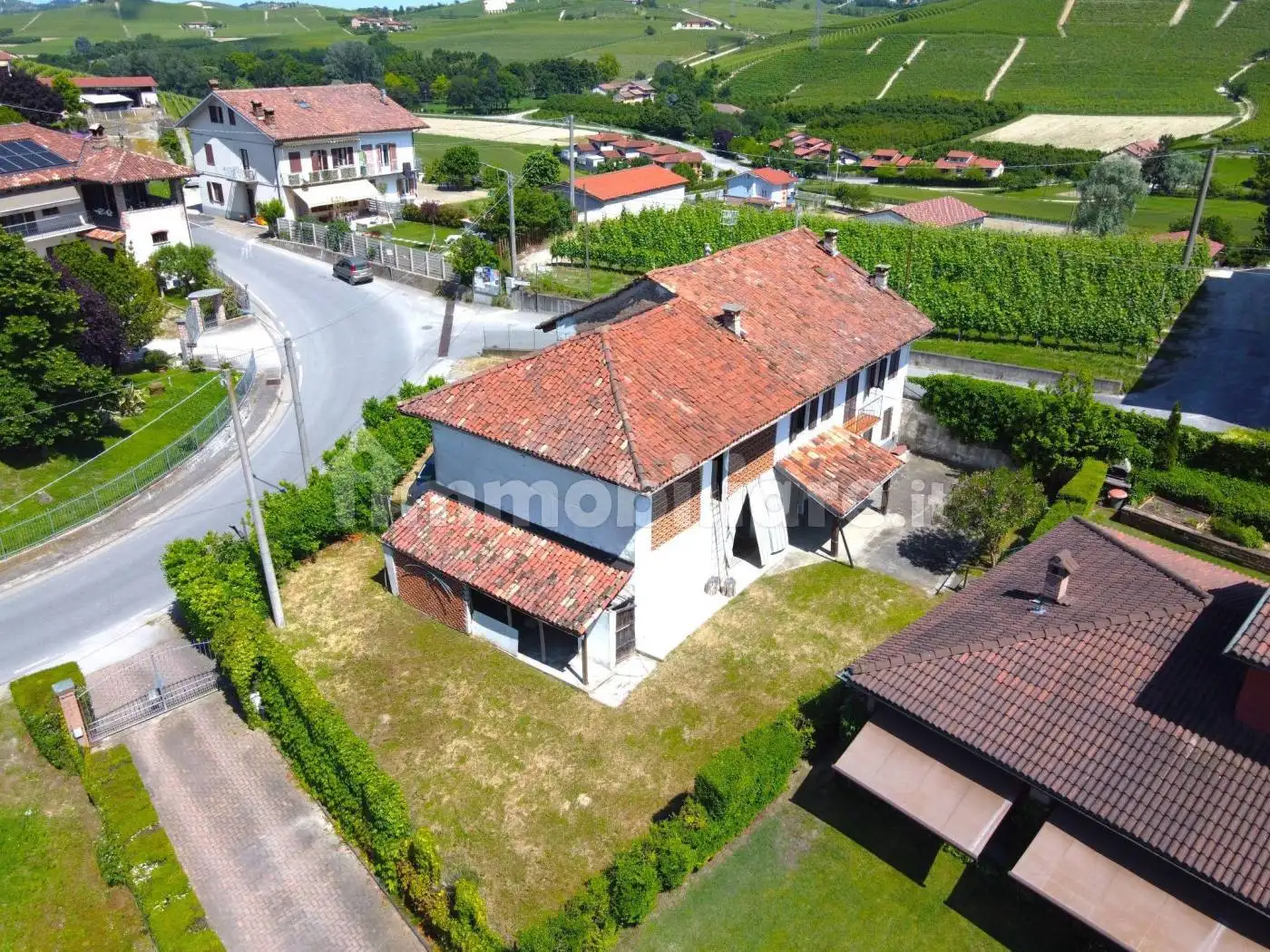 Rustico - Casale in vendita a Castellinaldo d'Alba