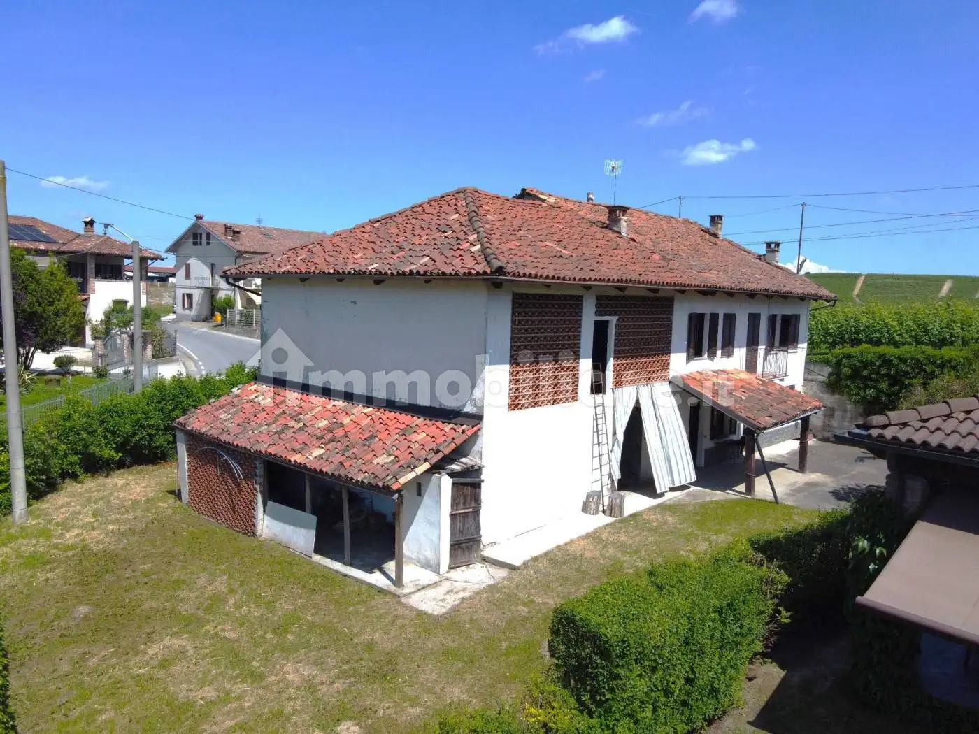 Cascina, da ristrutturare, 275 m², Castellinaldo d'Alba - foto 2