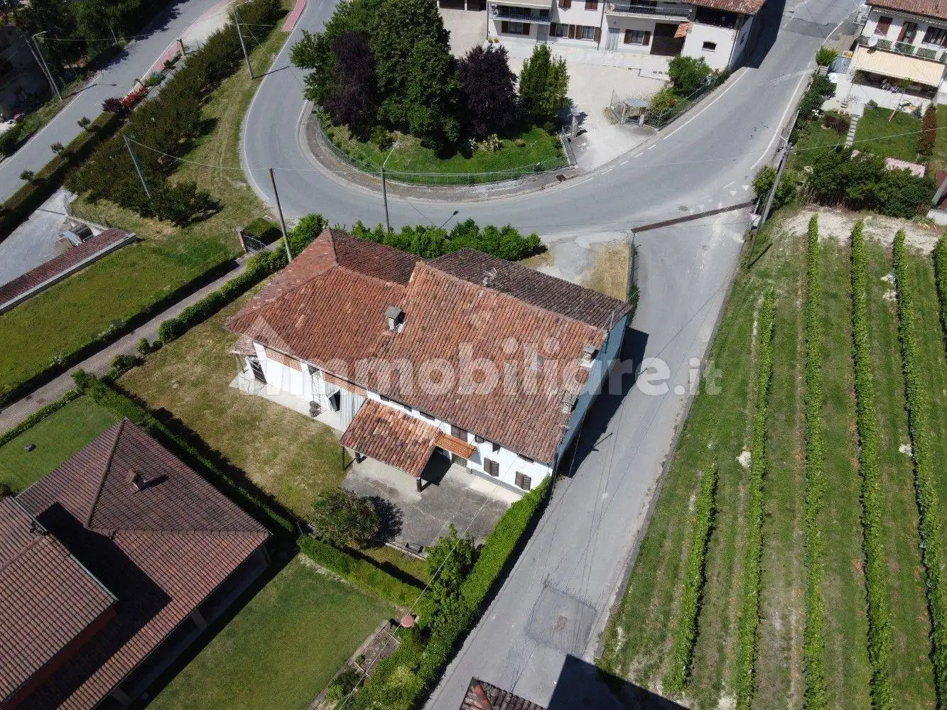 Cascina, da ristrutturare, 275 m², Castellinaldo d'Alba - foto 4