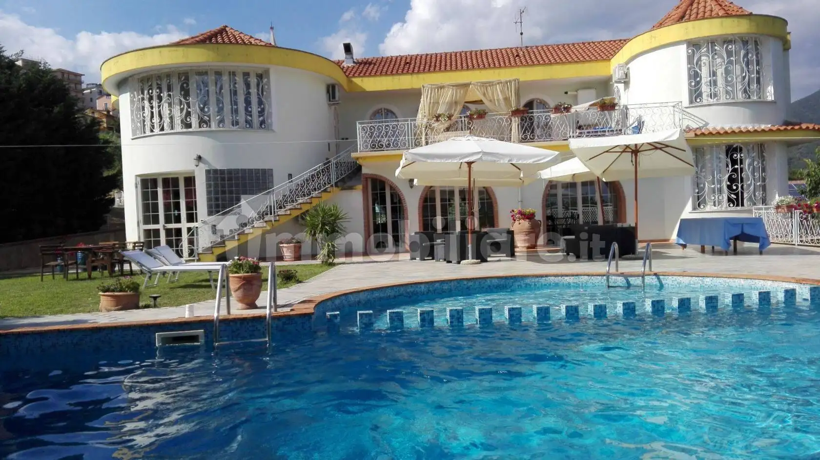 Appartamento in affitto a Montecorvino Rovella