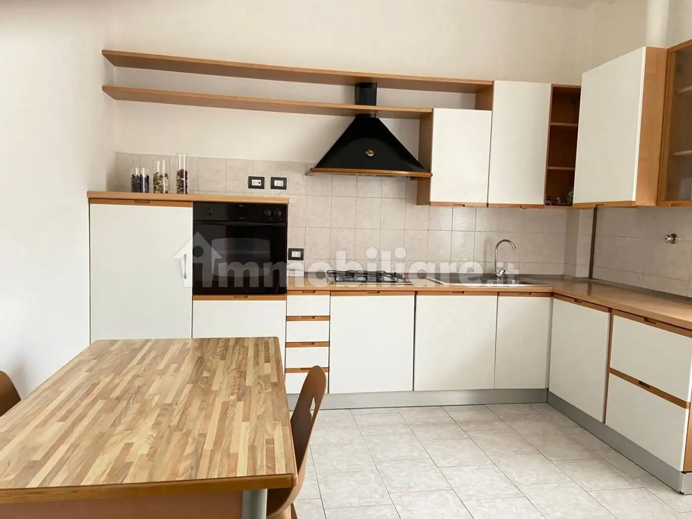 Appartamento in affitto a Monza