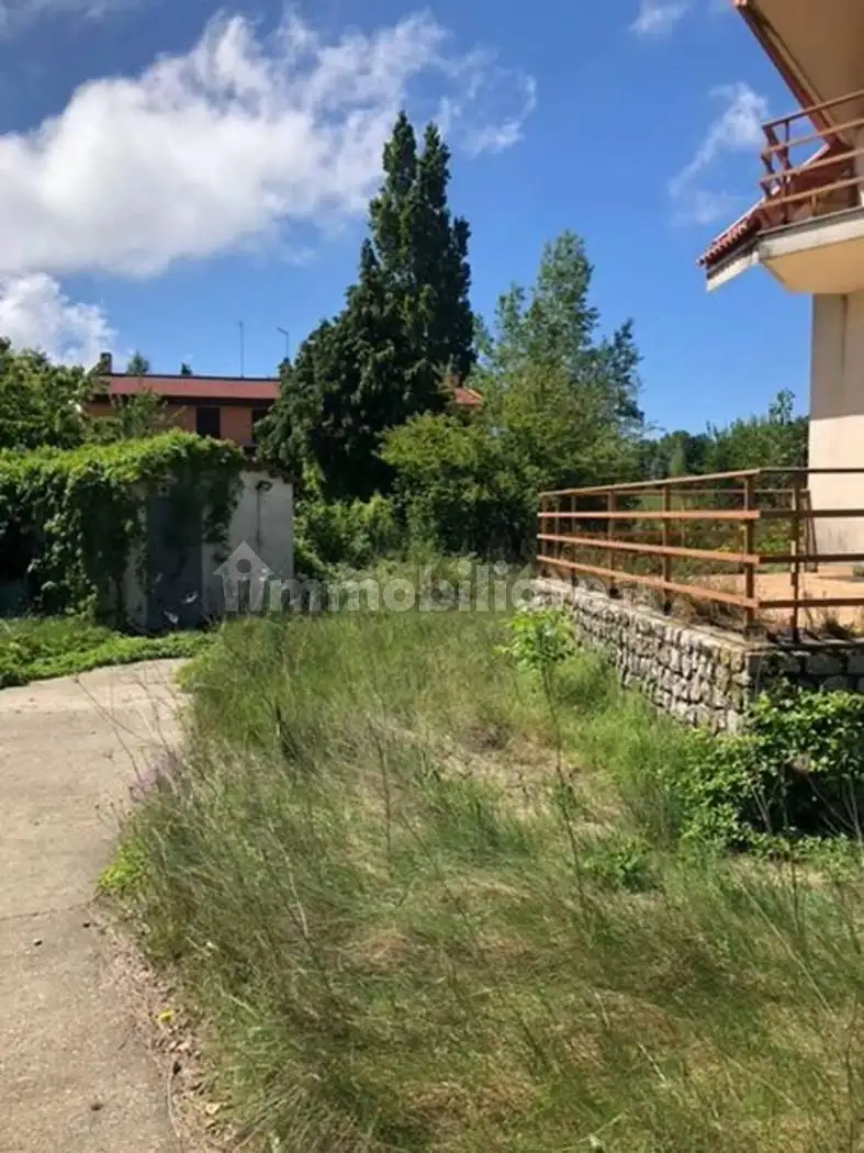 Villa in vendita a San Roberto