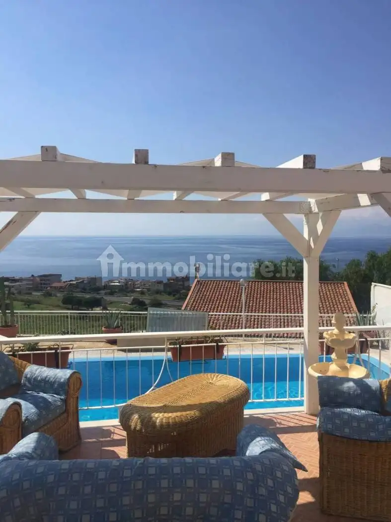 Villa in vendita a Reggio Calabria