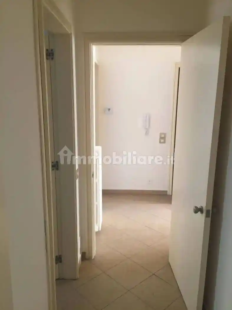 Trilocale via San Francesco Di Sales No Number, Centro Storico, Reggio Calabria - foto 4