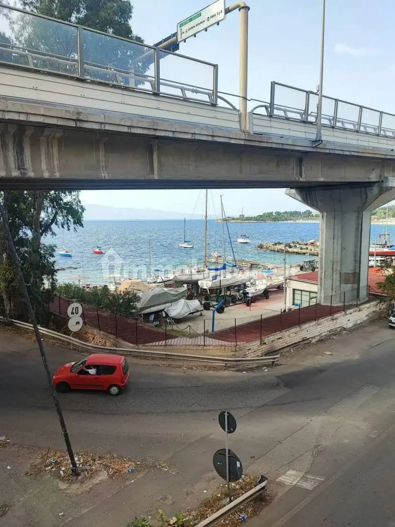 Villa in vendita a Reggio Calabria