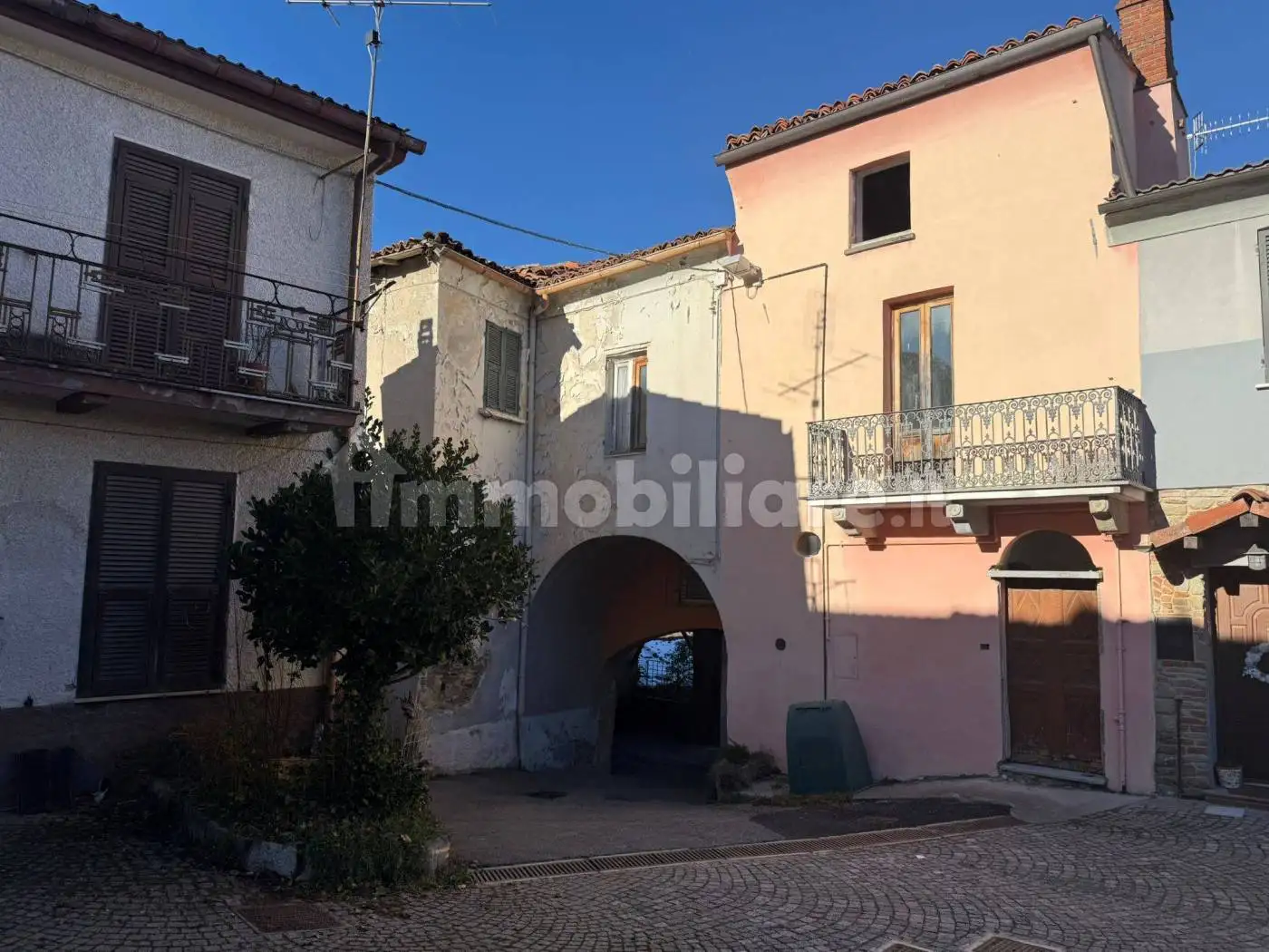 Casa indipendente in vendita a Roccavignale