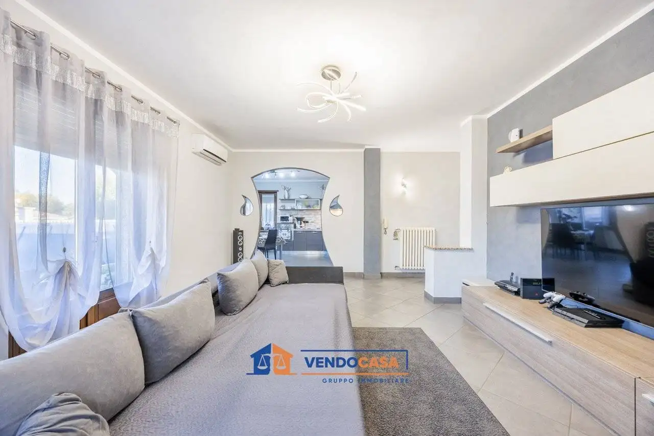 Appartamento in villa via Camillo Benso di Cavour, Caramagna Piemonte - foto 3