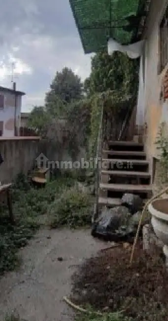 Quadrilocale via Maggiore 9, Acqualunga, Borgo San Giacomo - foto 5