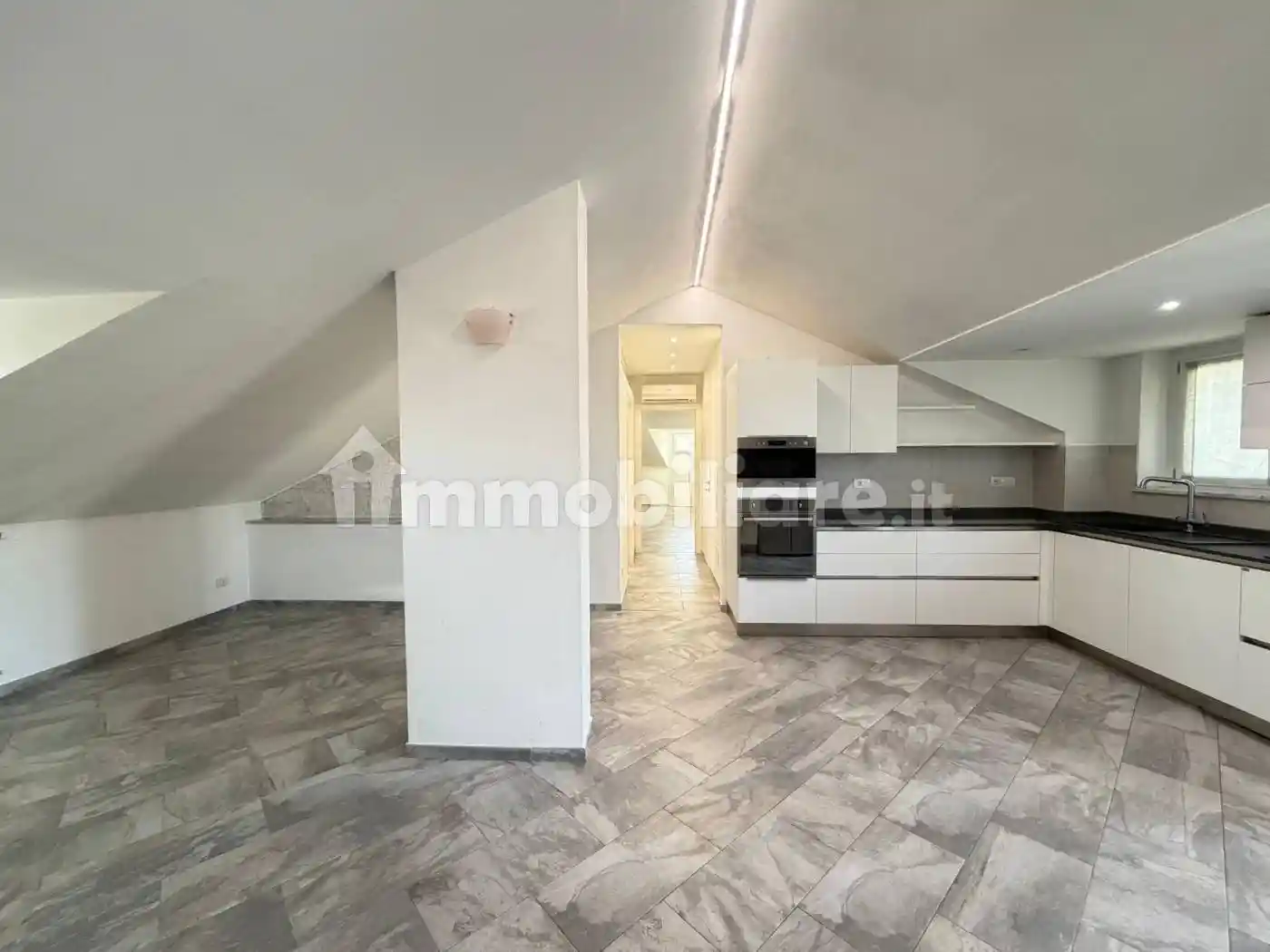 Mansarda via Alessandro Manzoni, Ospedale, Asti - foto 3