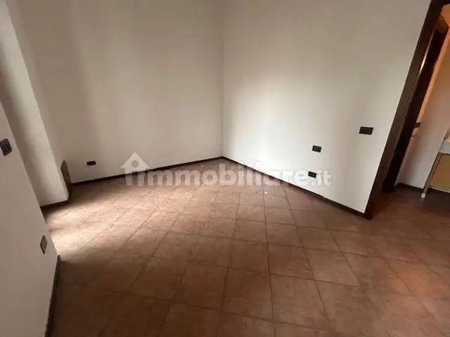 Terratetto plurifamiliare 320 m², buono stato, Cerano - foto 4