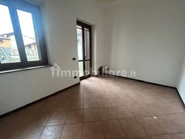 Terratetto plurifamiliare 320 m², buono stato, Cerano - foto 5