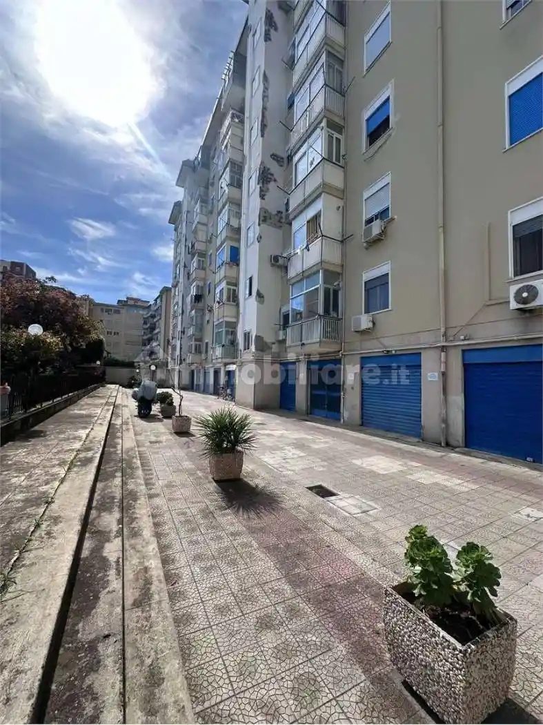 Quadrilocale corso dei mille, 1060, Sperone, Palermo - foto 3