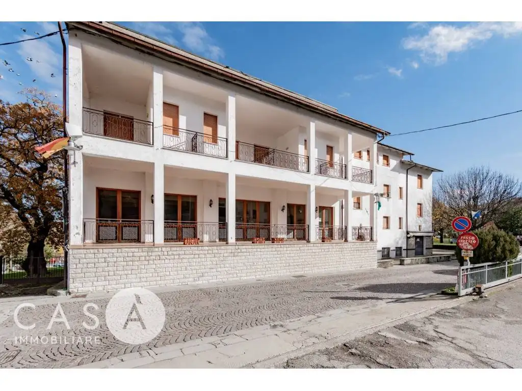 Palazzo - Edificio in vendita a Verghereto
