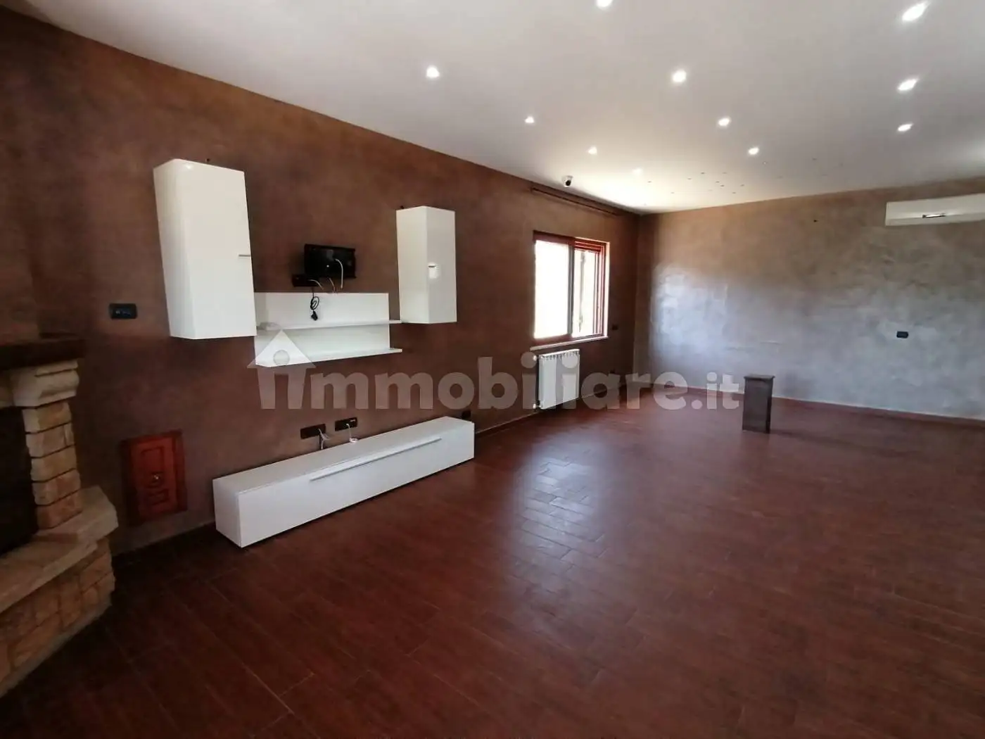 Villa in vendita a Giugliano in Campania