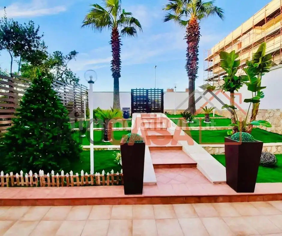 Casa indipendente in vendita a Bari