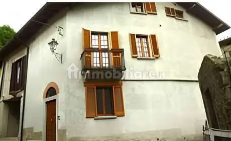 Appartamento in asta a Lasnigo