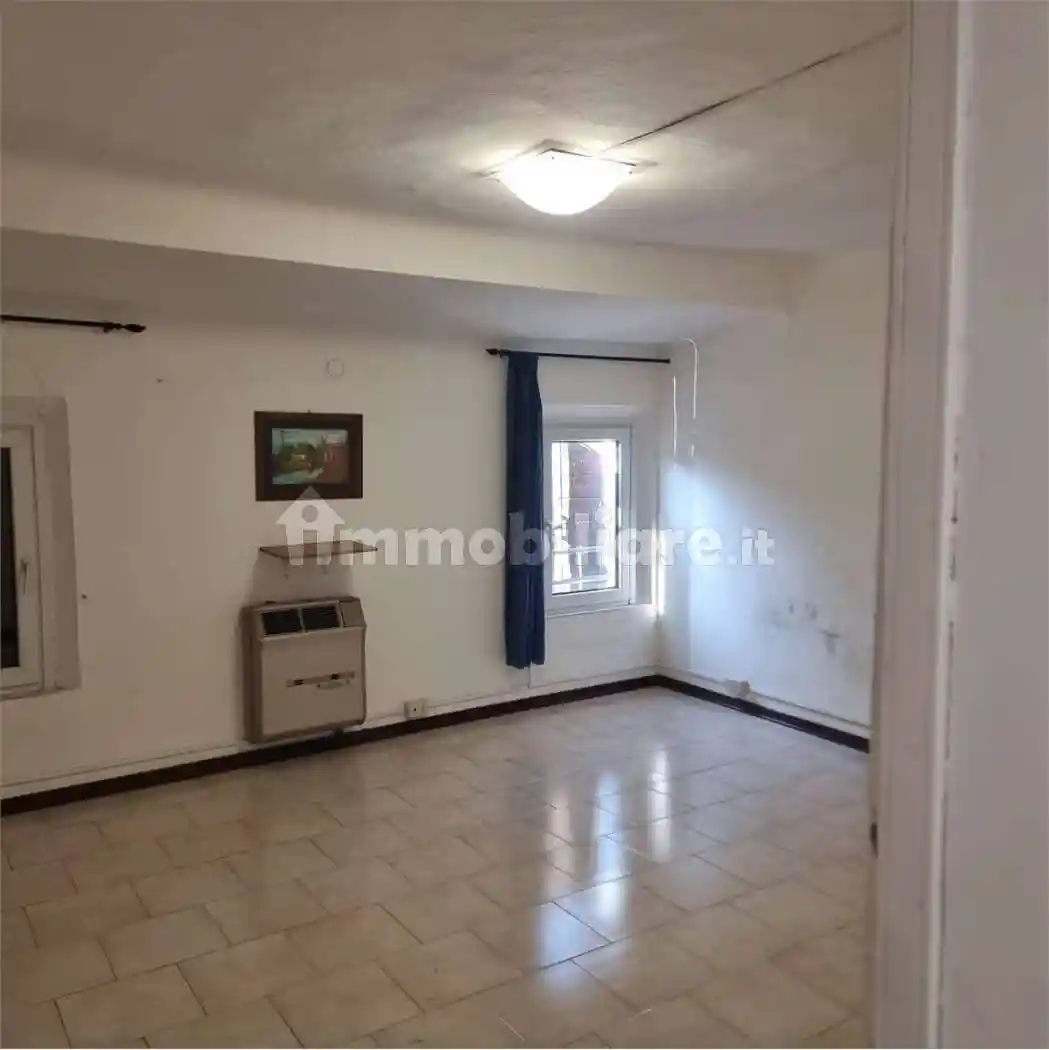 Trilocale da ristrutturare, primo piano, Centro, Copparo - foto 4