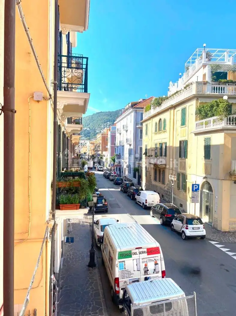 Appartamento in vendita a Alassio