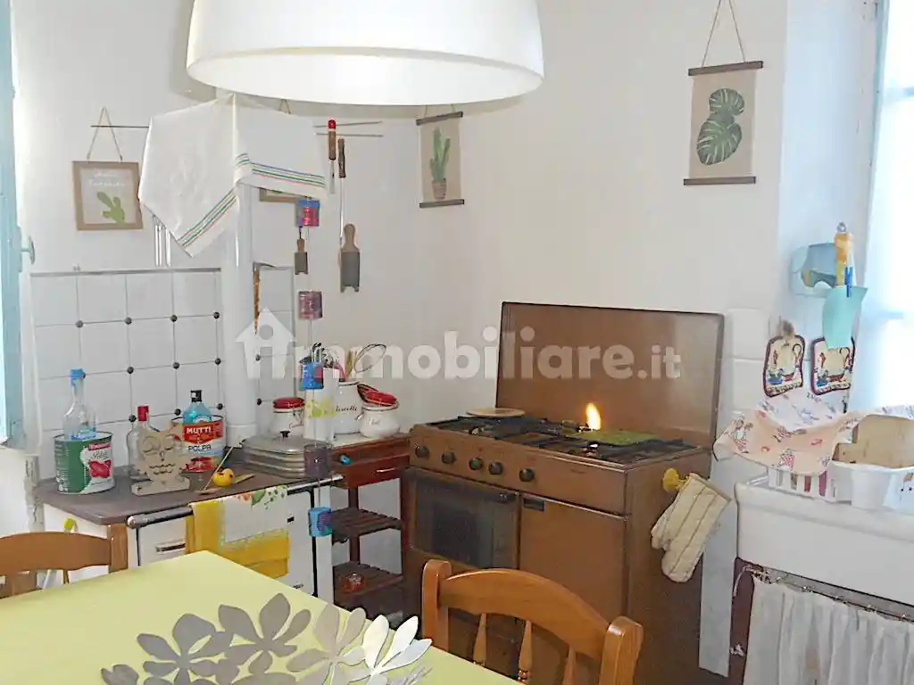 Casa colonica, da ristrutturare, 100231 m², Borgo Val di Taro - foto 4
