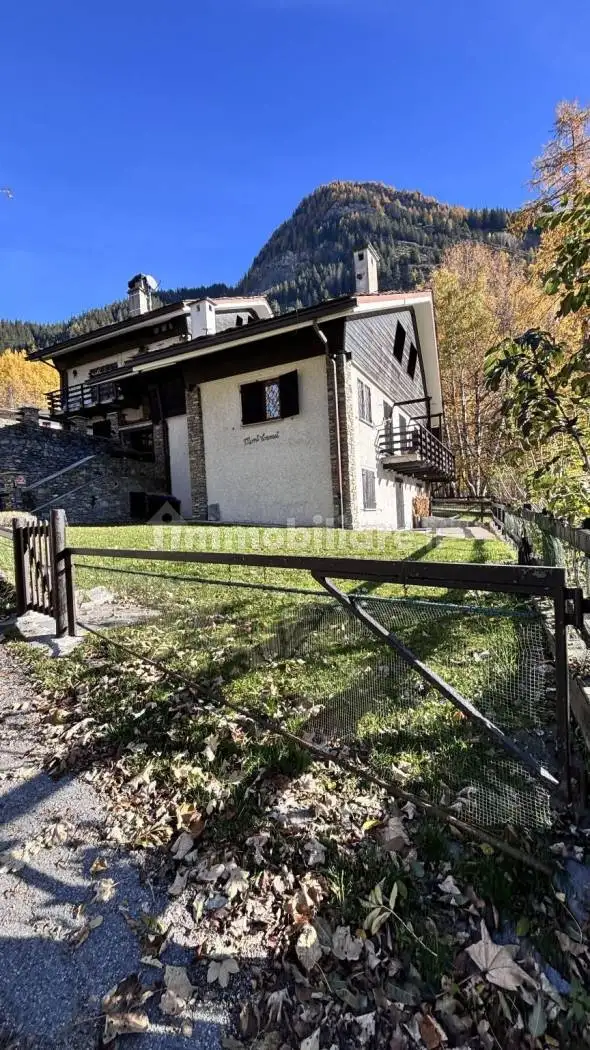 Appartamento in affitto a Courmayeur