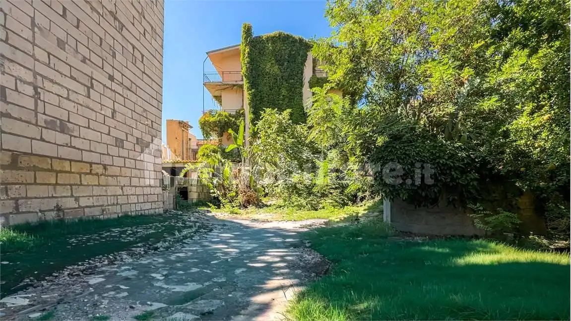 Palazzo - Edificio in Vendita - foto 4