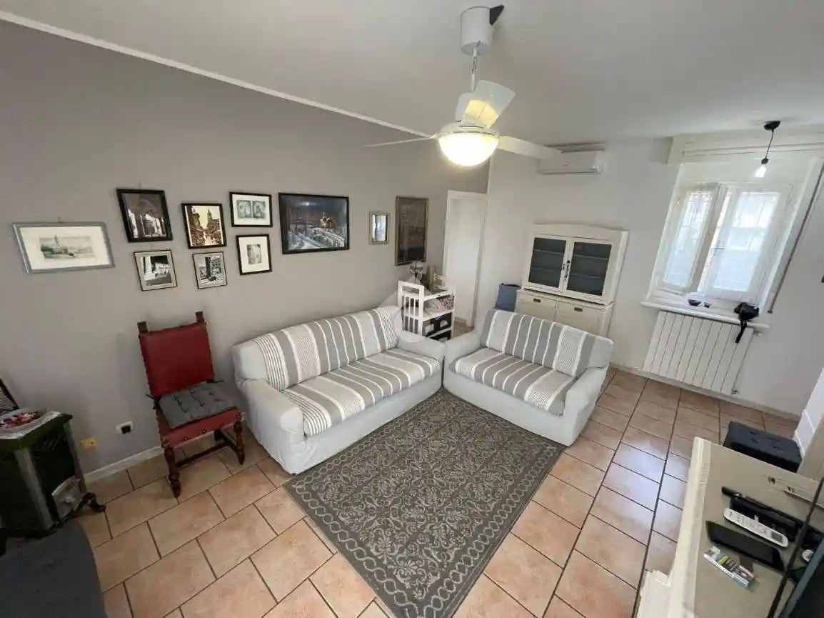 Villa bifamiliare via Don Sandrino 12, Pernate, Novara - foto 2