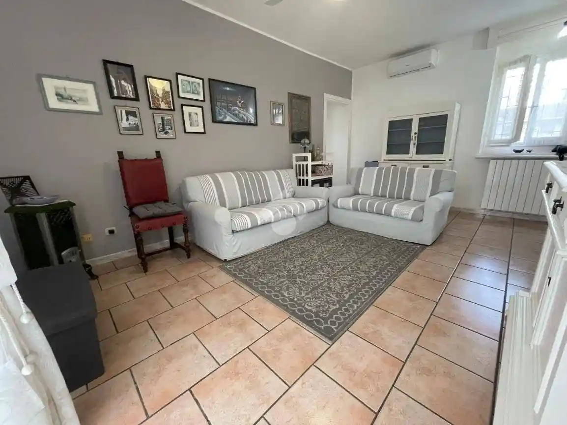 Villa bifamiliare via Don Sandrino 12, Pernate, Novara - foto 5