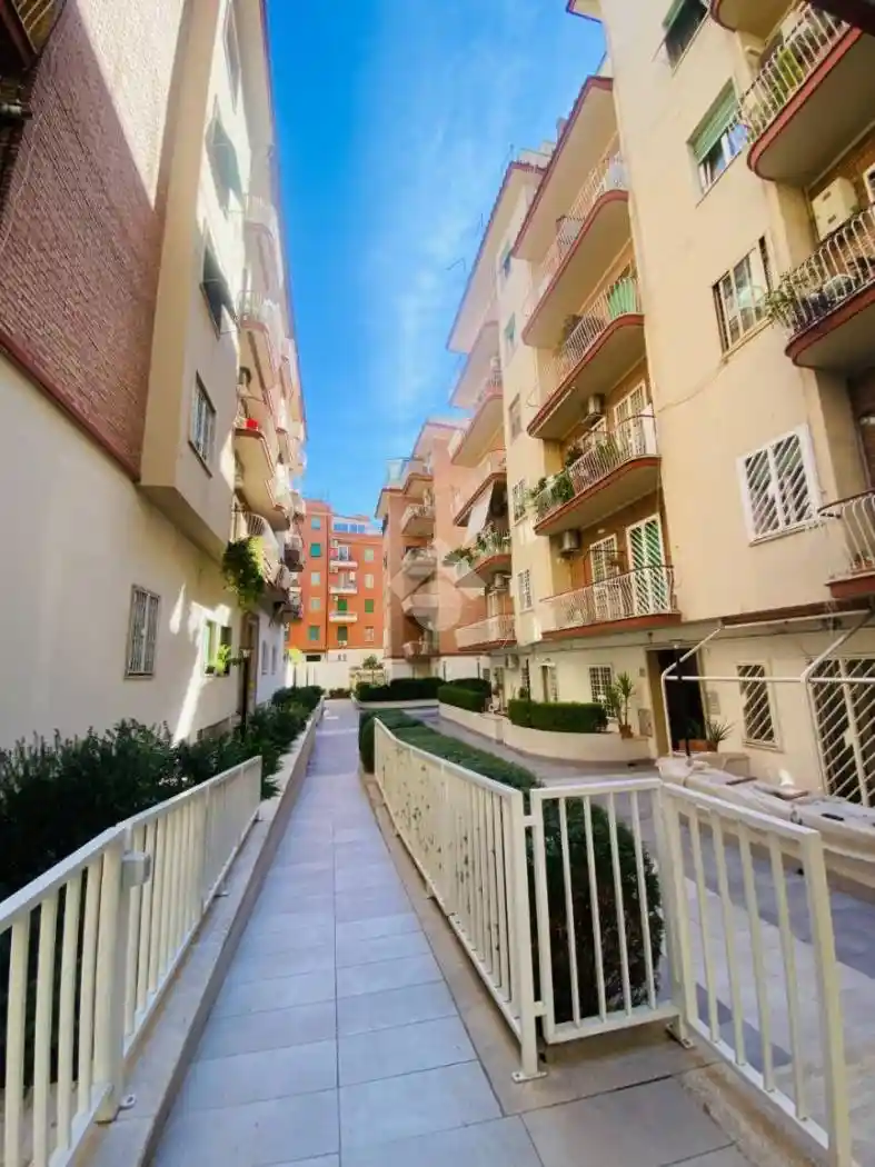 Quadrilocale via Albano 29, Colli Albani, Roma - foto 2