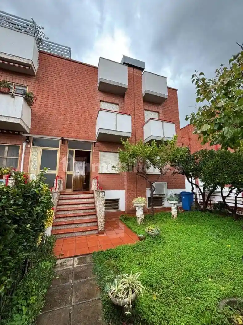 Villa a schiera via Don Vincenzo Onorati, Litoranea, Latina - foto 2