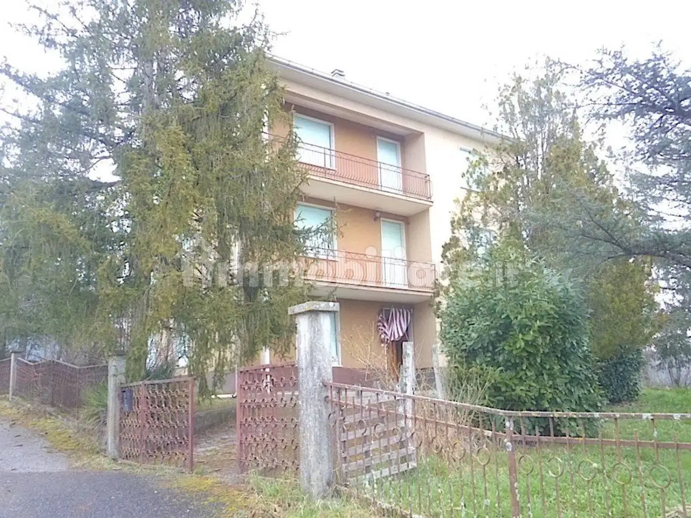 Villa in vendita a Compiano