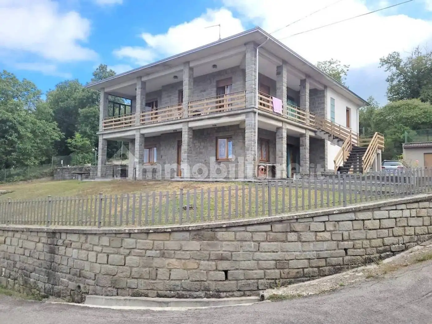 Villa in vendita a Albareto