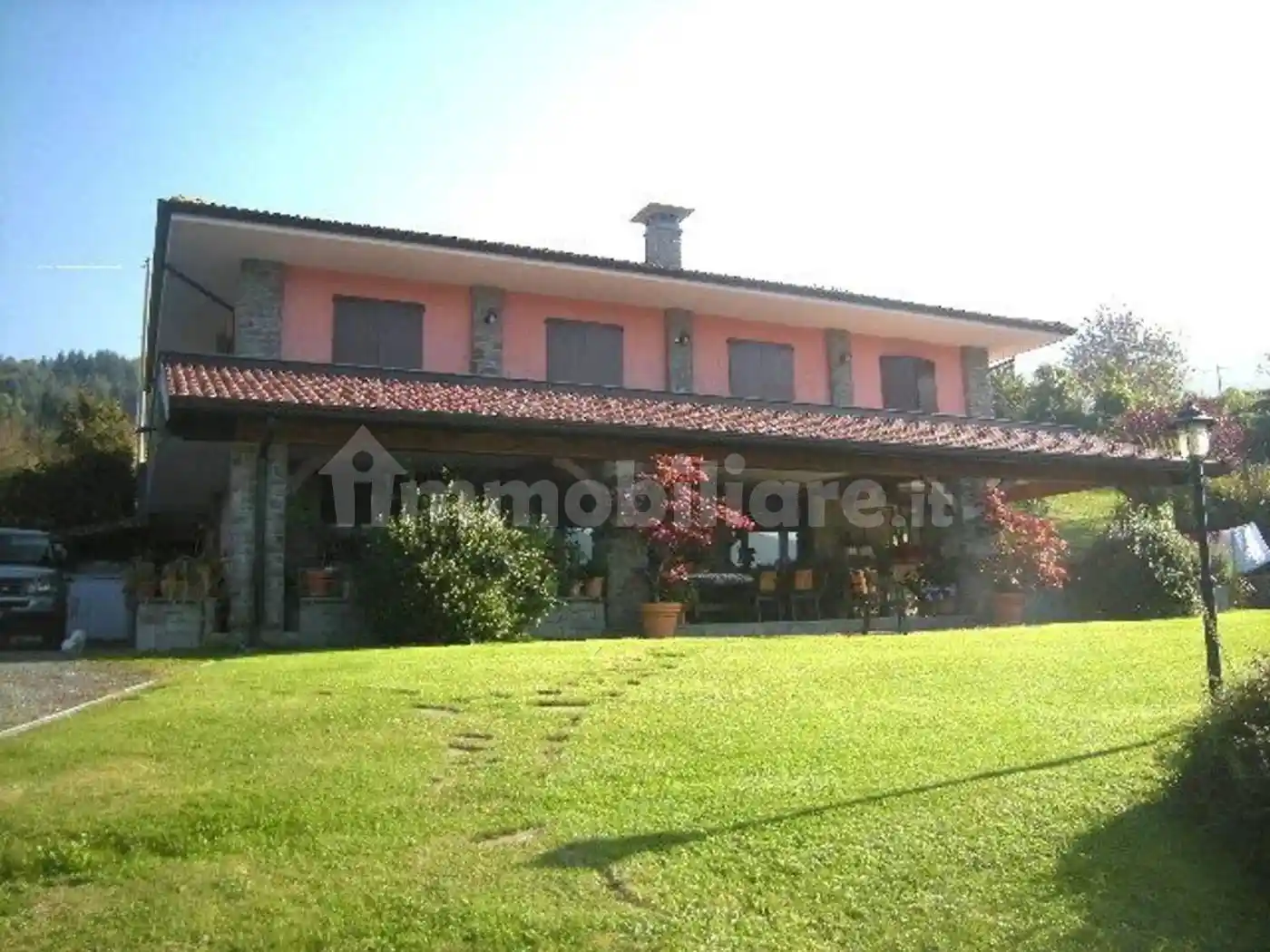 Villa in vendita a Borgo Val di Taro