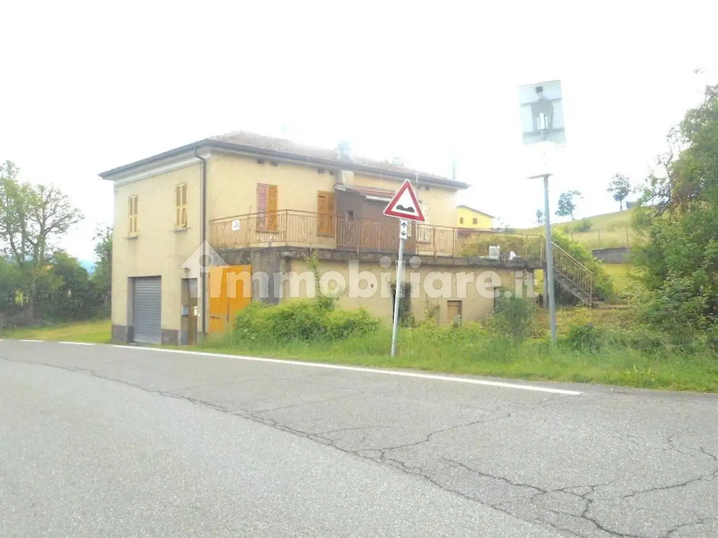 Villa in vendita a Albareto