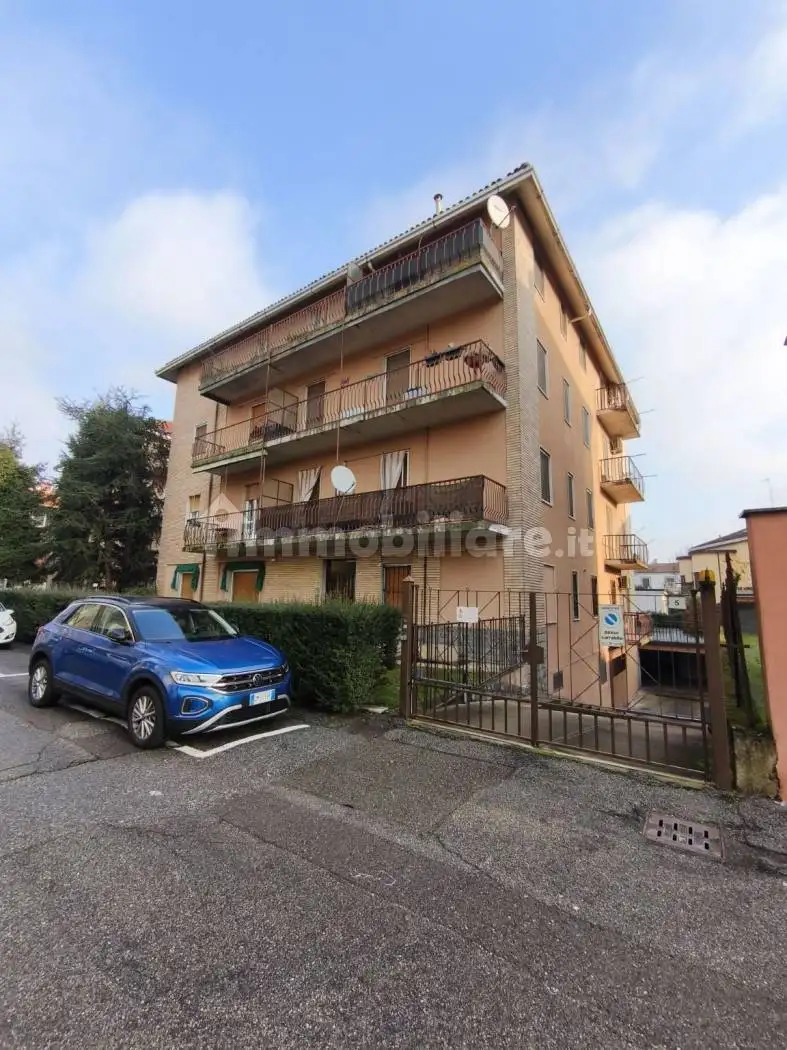 Appartamento in vendita a Pavia