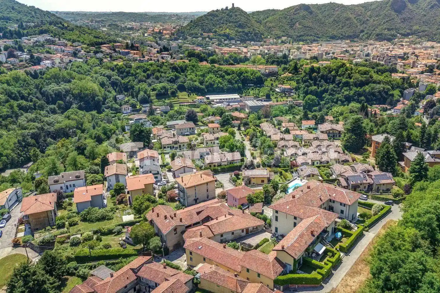 Trilocale via Camnago Volta Superiore, 19, Camnago Volta, Como - foto 5