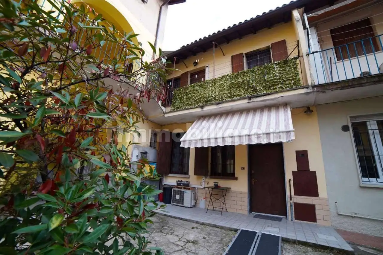 Casa indipendente in vendita a Robbiate