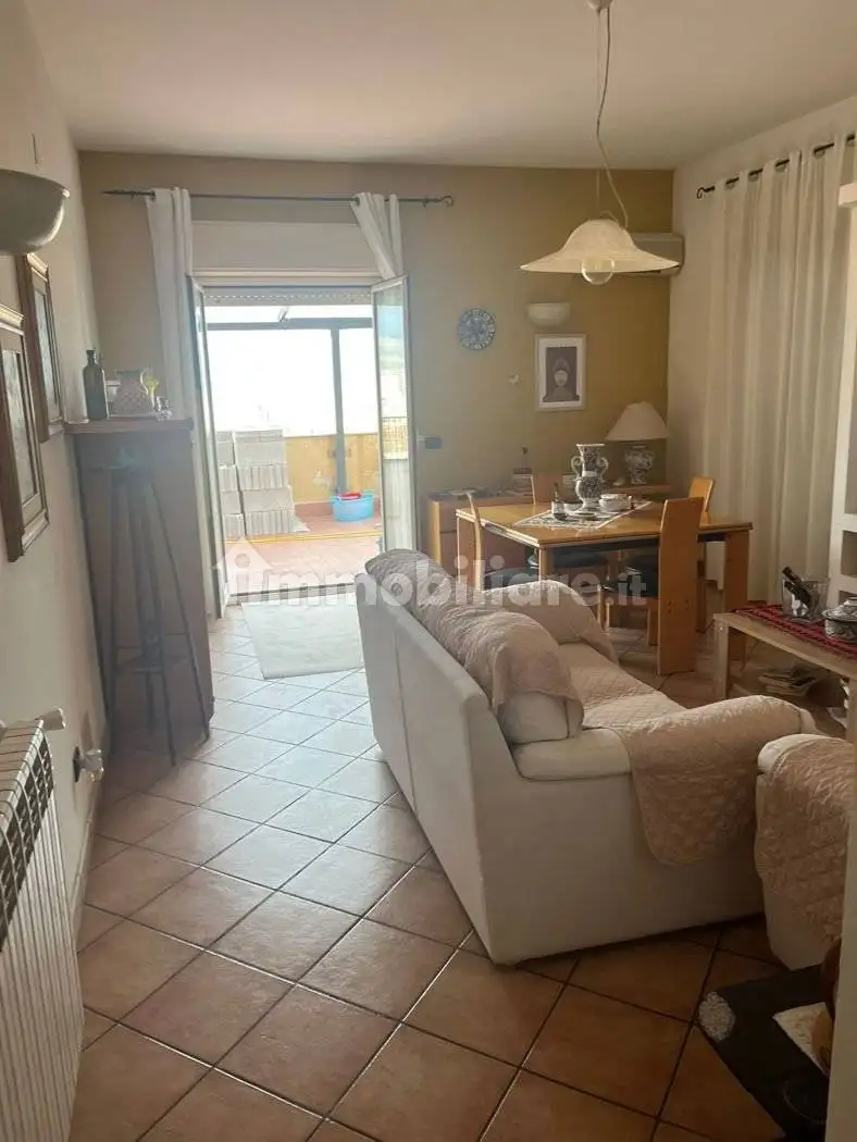 Appartamento in vendita a Palermo