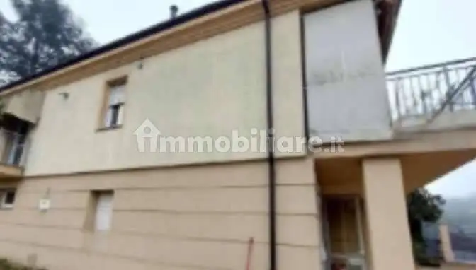 Villa in asta a San Damiano d'Asti