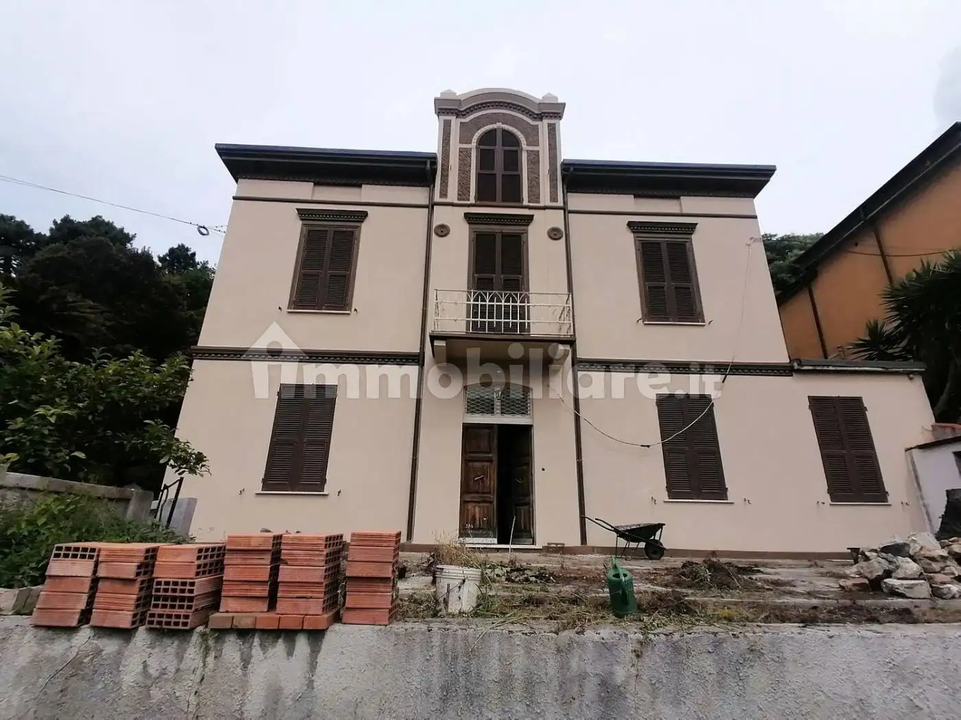 Villa in vendita a La Spezia