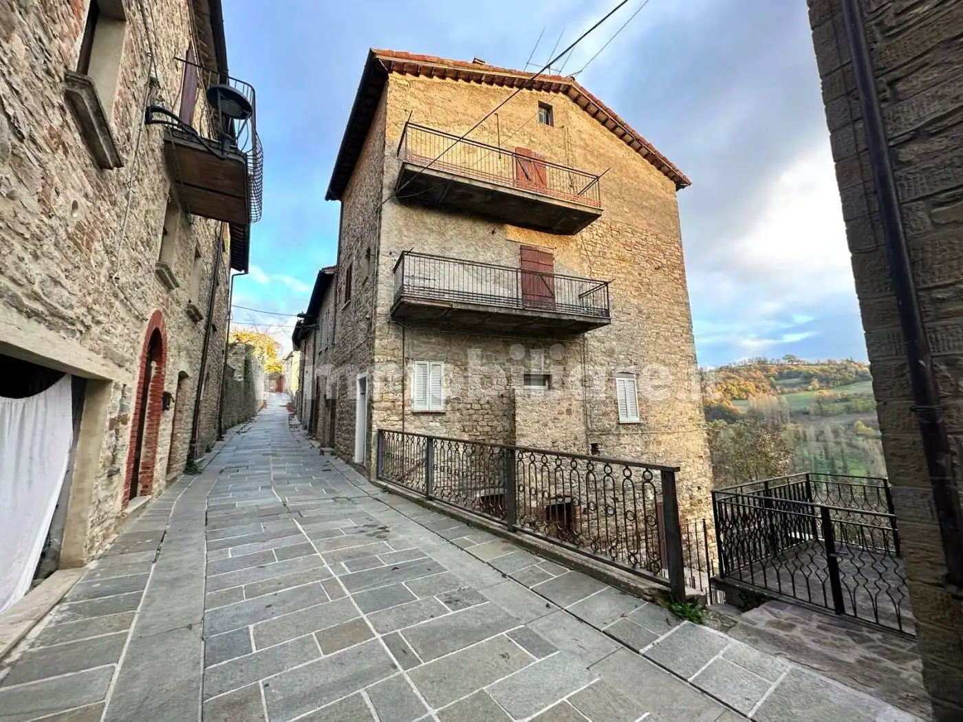 Casa indipendente in vendita a Pietralunga