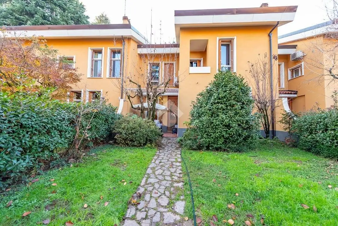 Villetta a schiera in vendita a Arese