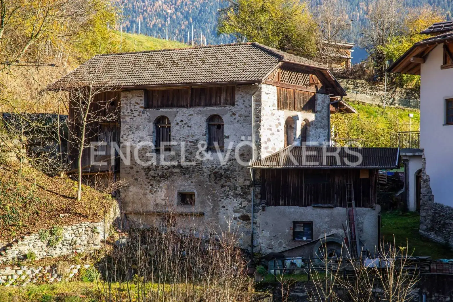Rustico - Casale in vendita a Malè