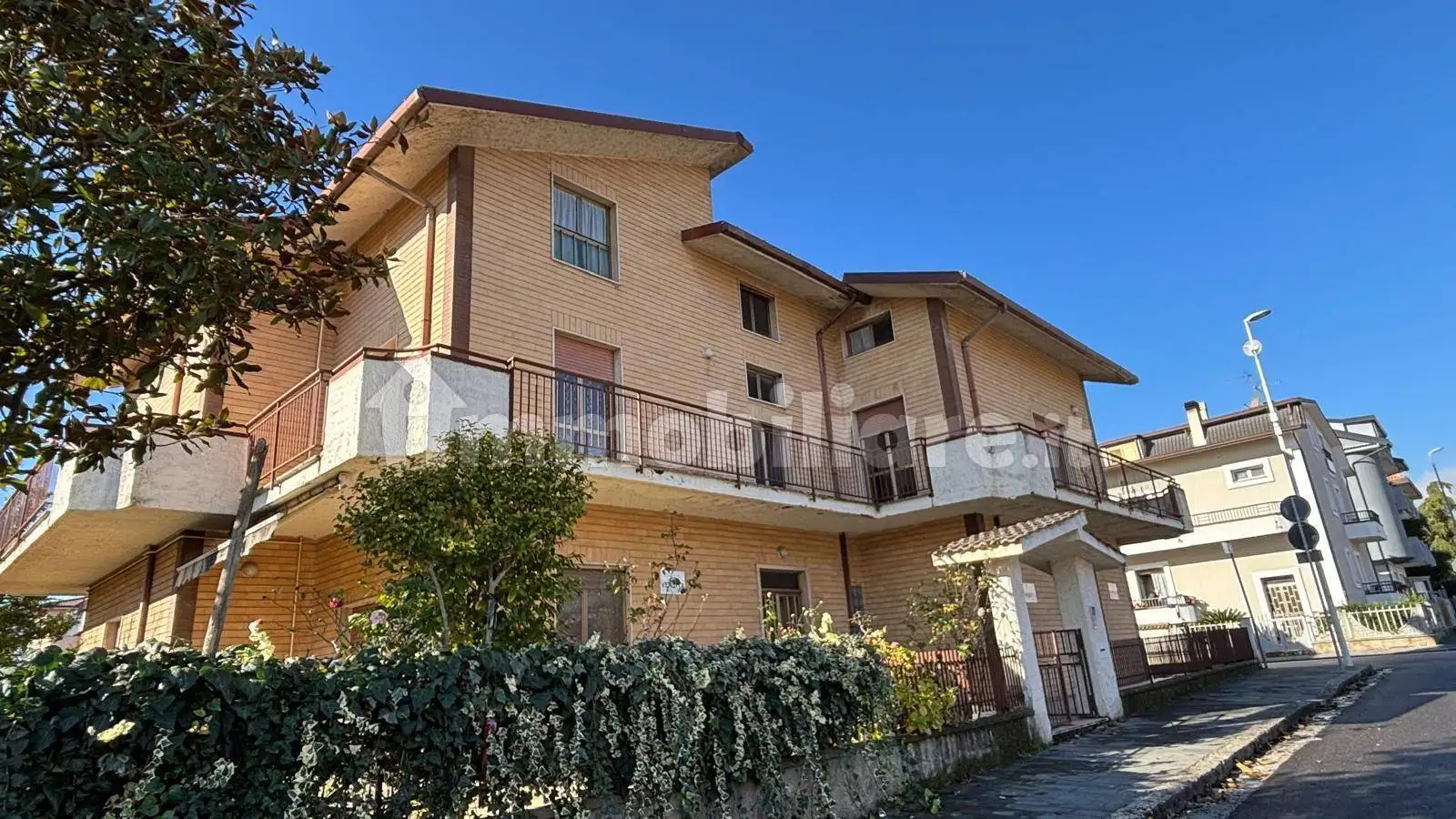 Villa bifamiliare viale della Storia, Apice - foto 4