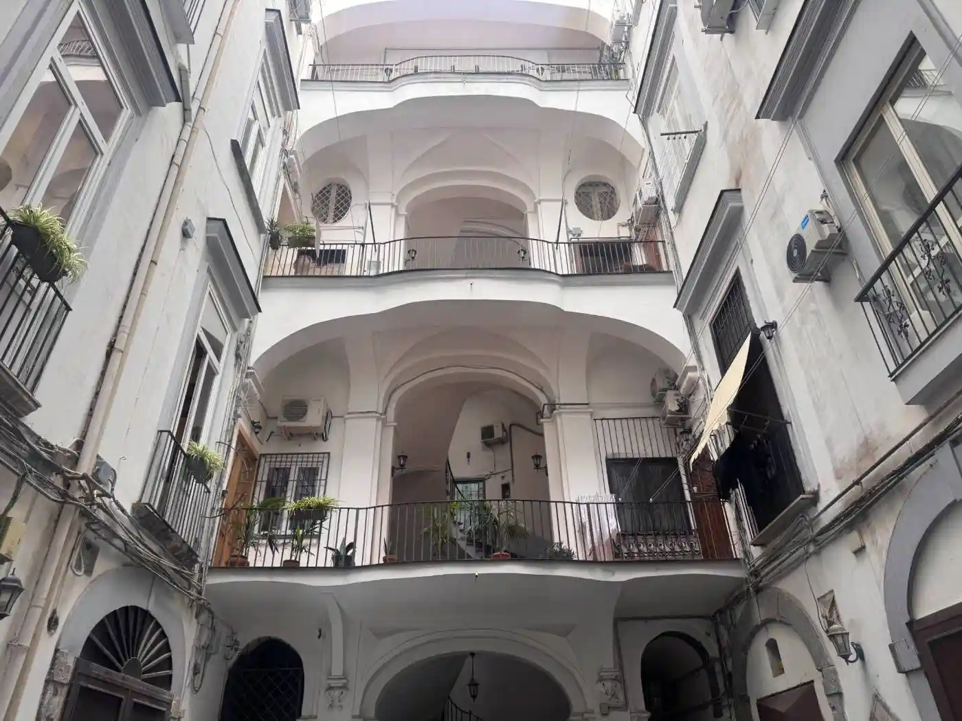 Trilocale via Giovanni Paladino, Centro Storico, Napoli - foto 3