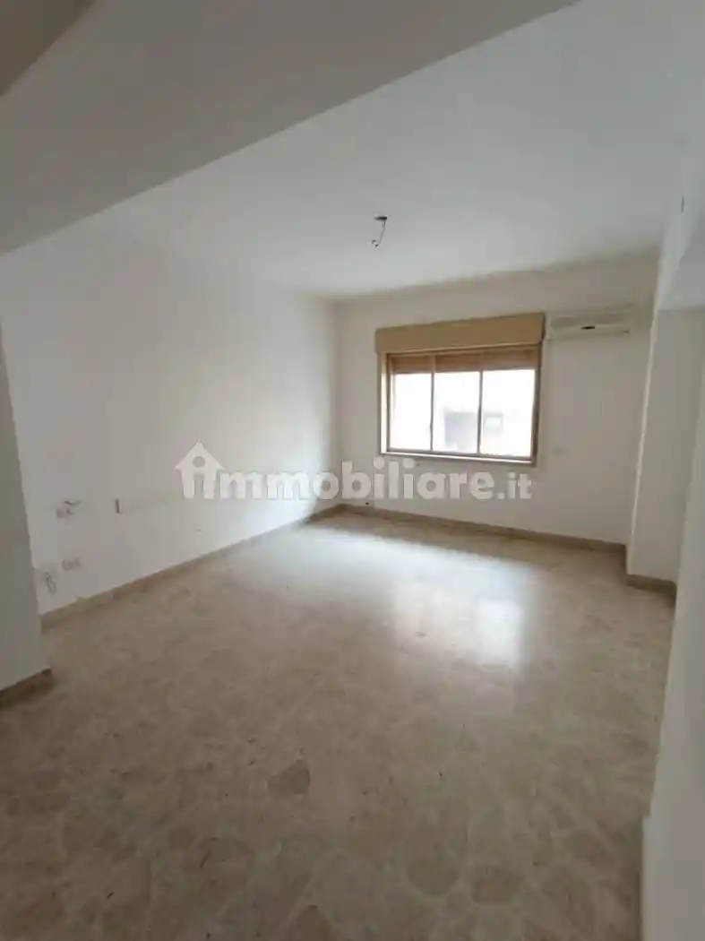 Quadrilocale via Carlo Botta 8, Tirone, Messina - foto 2