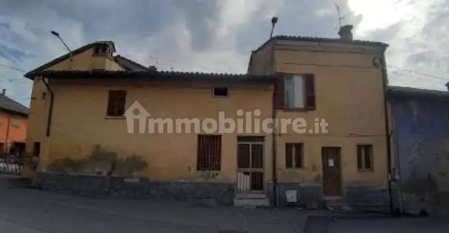Appartamento in asta a Borgo San Giacomo