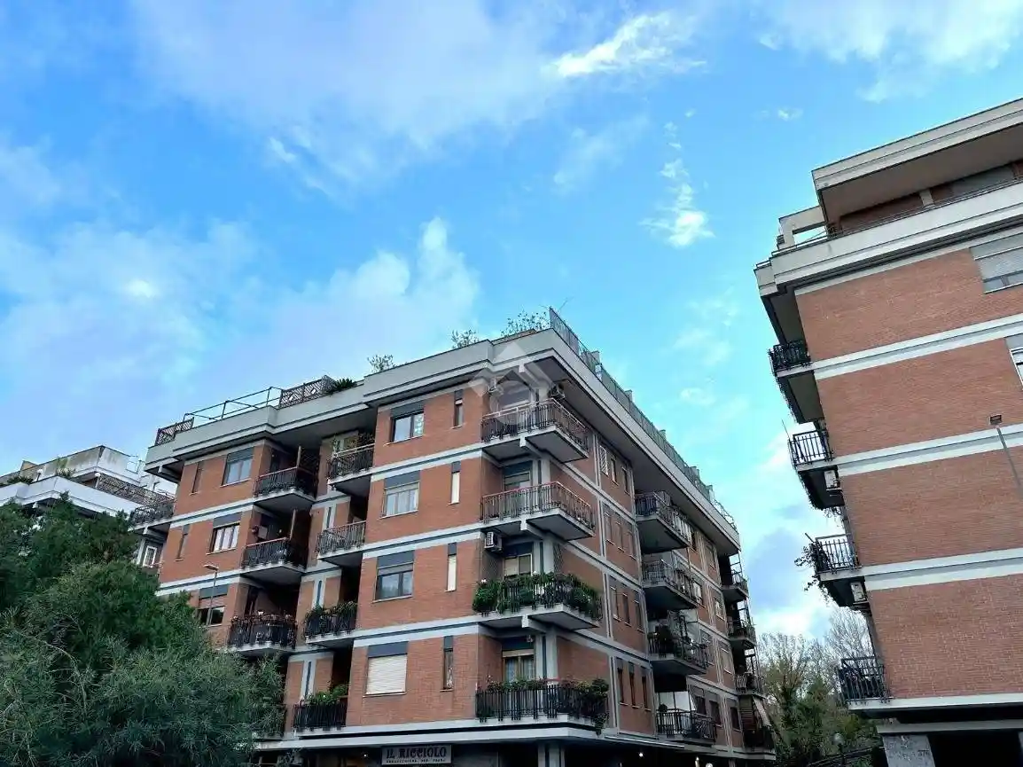 Appartamento in vendita a Roma