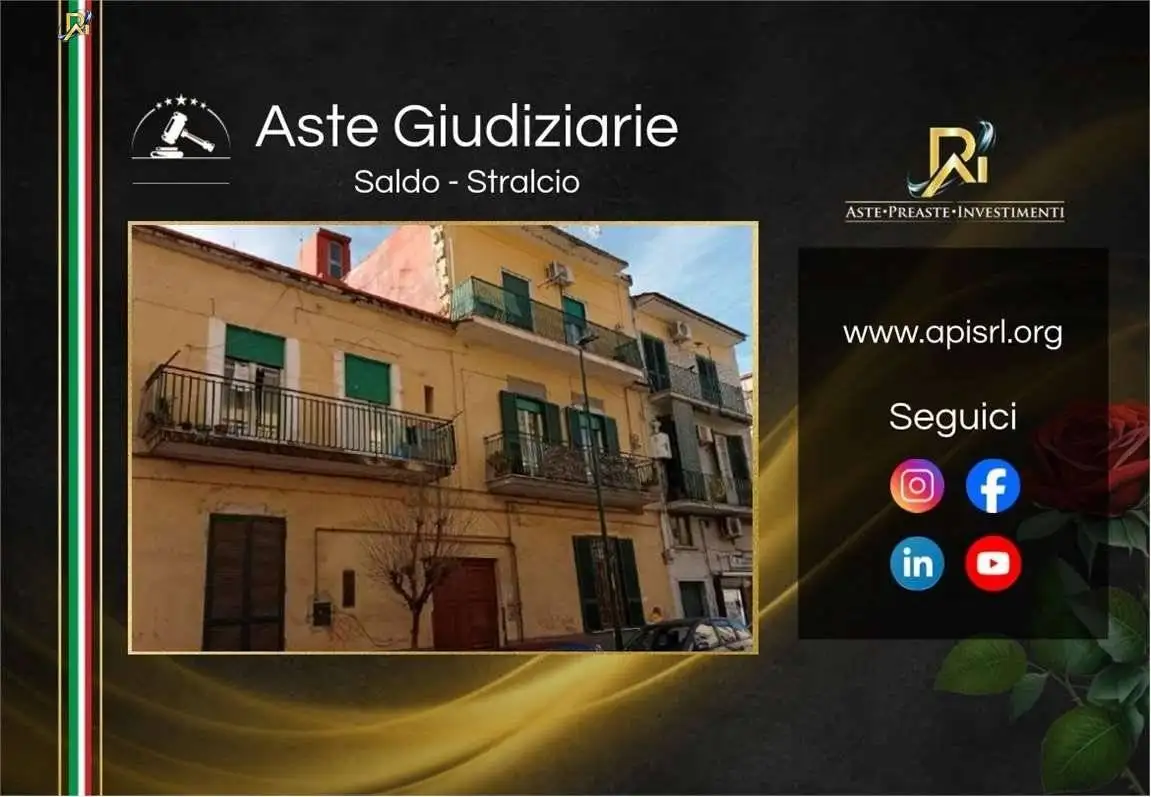 Appartamento in vendita a Napoli