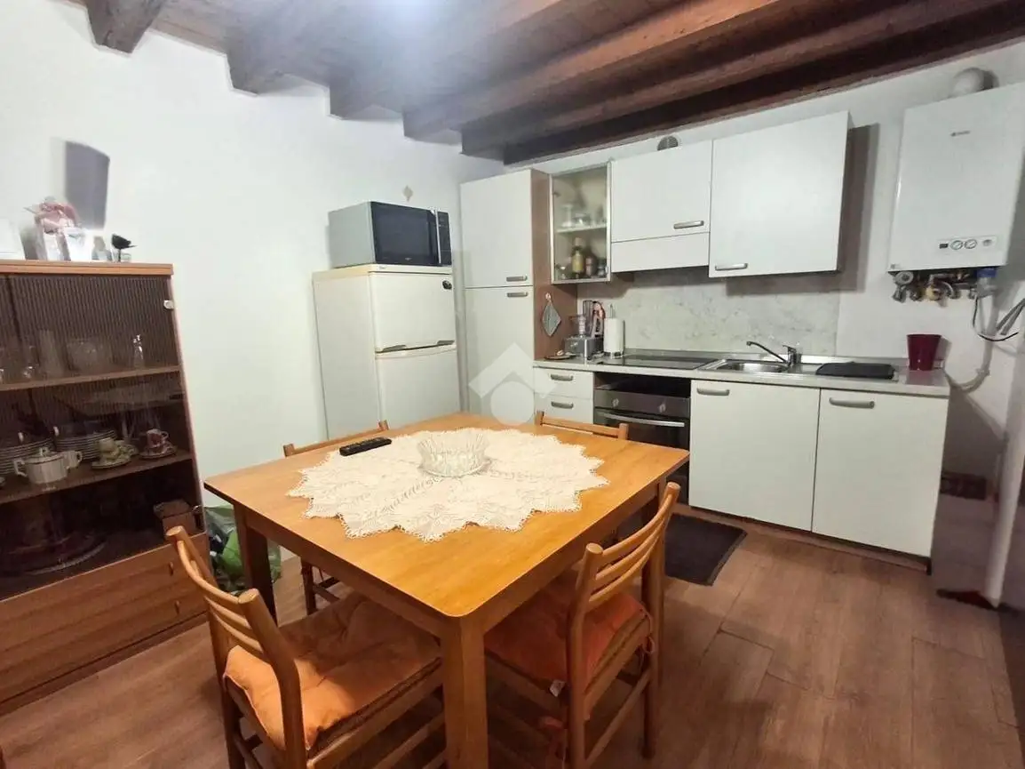 Monolocale via Mazzini 1, Centro, Caprino Veronese - foto 2